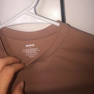 Skims fits everyone tshirt - sienna